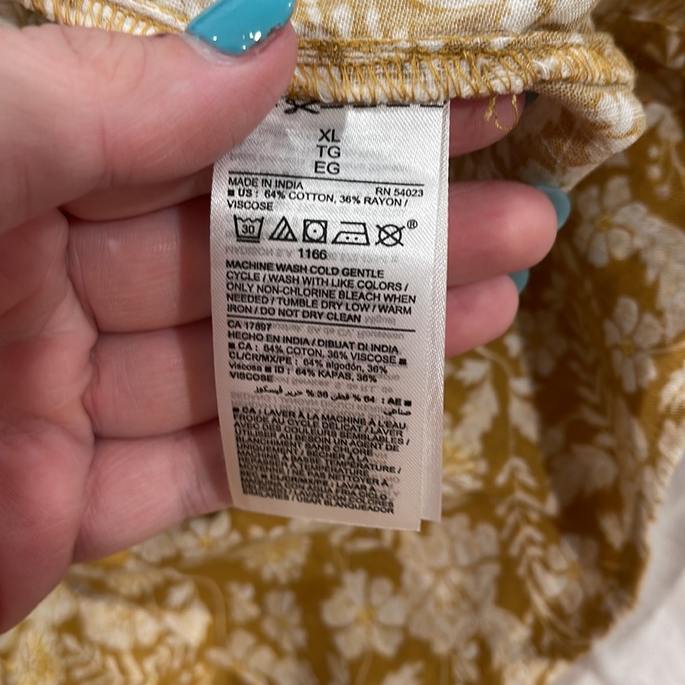 Old Navy Yellow Floral Dress - Picture 6 of 6